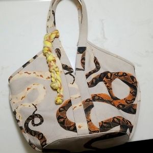 Snake Tote